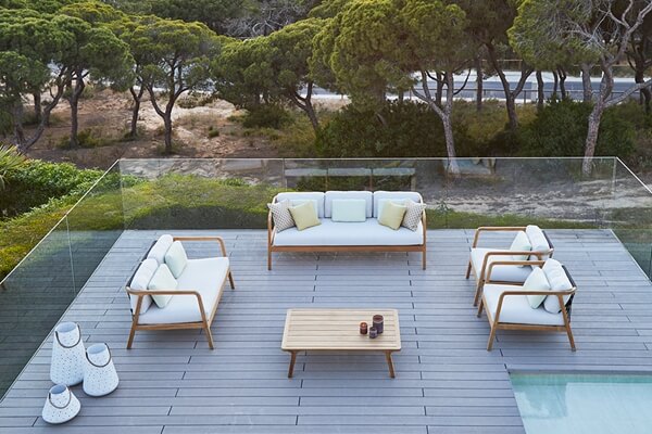 The Best Teak Outdoor Furniture With Sunbrella