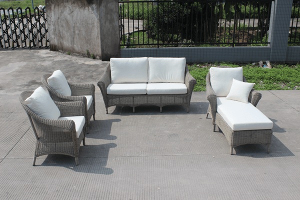 Outdoor sofa rattan with sunbrella