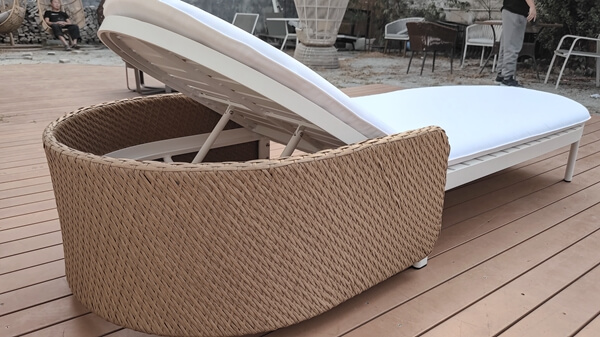 Outdoor Wicker Lounge with Sunbrella Cushion